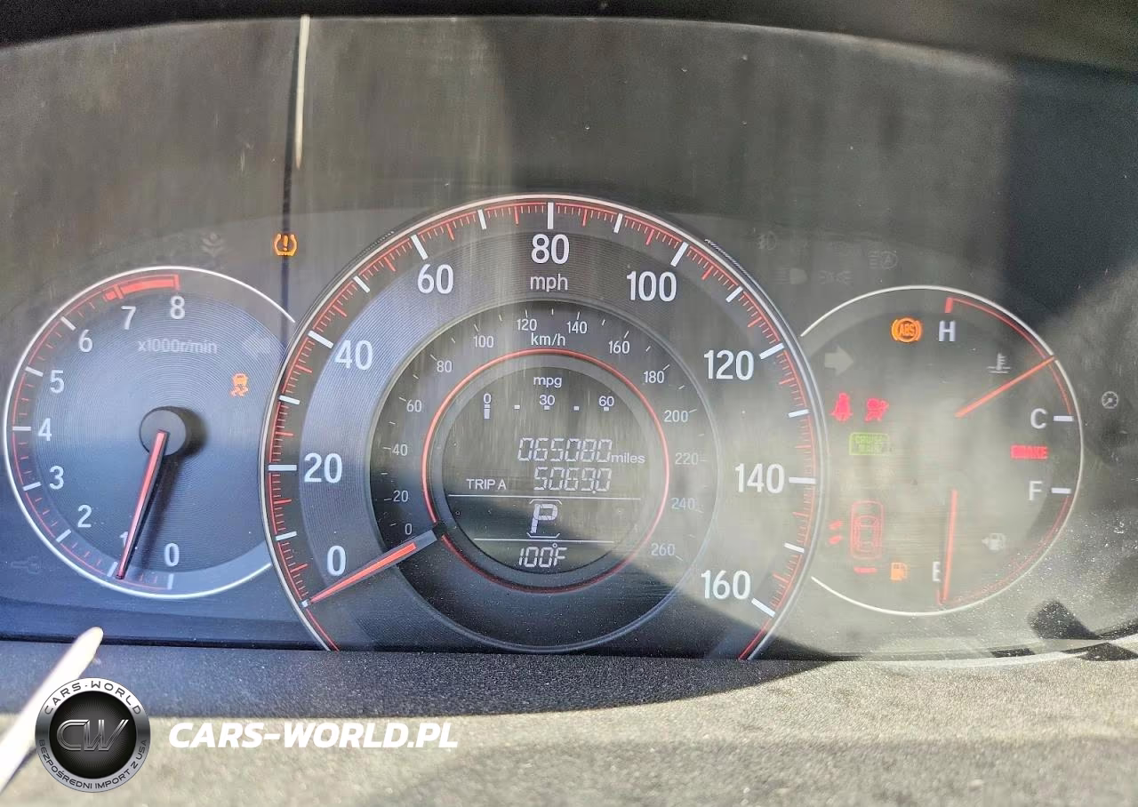 2017 Honda Accord Sport VIN:1HGCR2F57HA261702 - 9