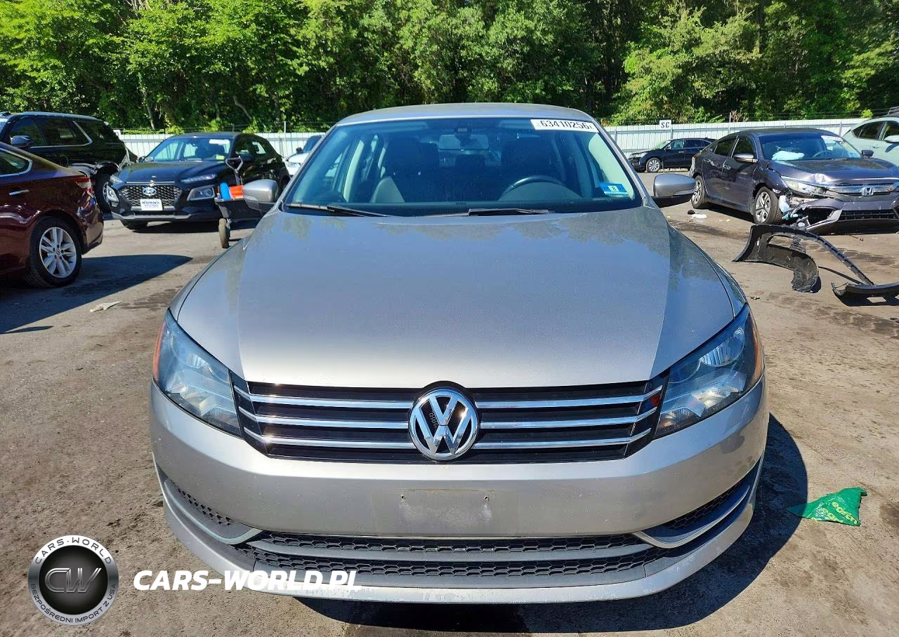 2014 Volkswagen Passat S VIN:1VWAT7A3XEC033541 - 5
