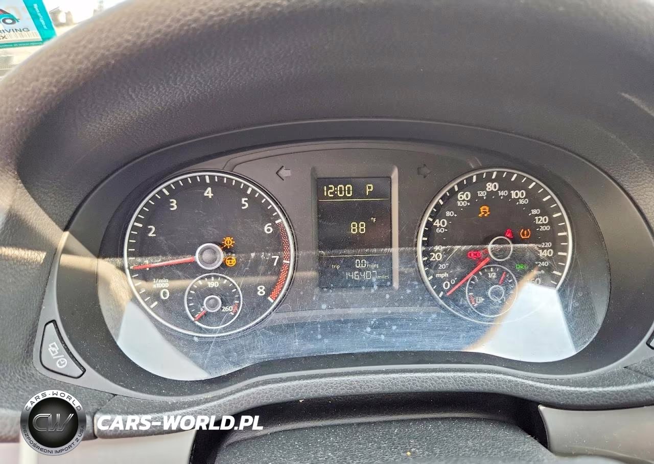 2014 Volkswagen Passat S VIN:1VWAT7A3XEC033541 - 9