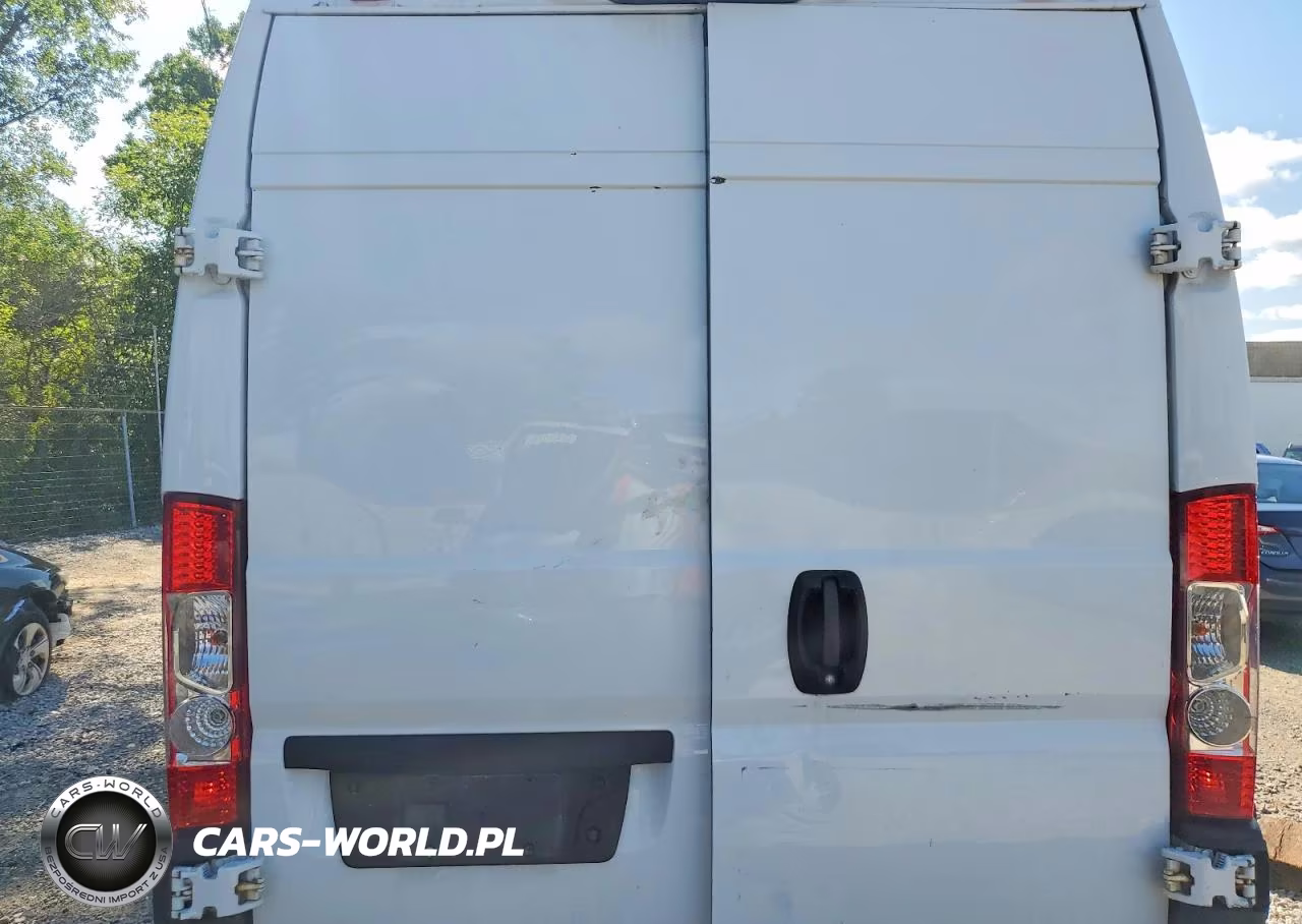 2019 Ram Promaster 1500 Delivery Van VIN:3C6TRVBG2KE500639 - 10