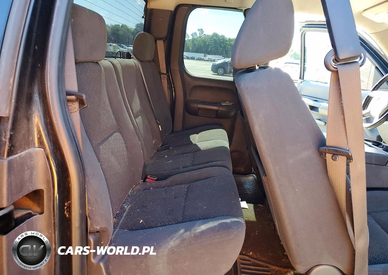 2008 Chevrolet Silverado K1500 VIN:2GCEK19J781207678 - 10