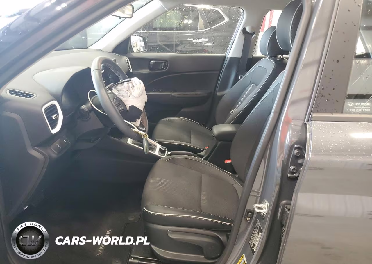 2024 Hyundai Venue Limited VIN:KMHRC8A3XRU315556 - 7