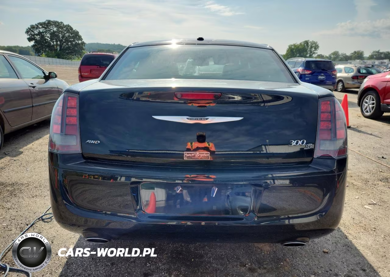 2014 Chrysler 300 S VIN:2C3CCAGG7EH287762 - 6