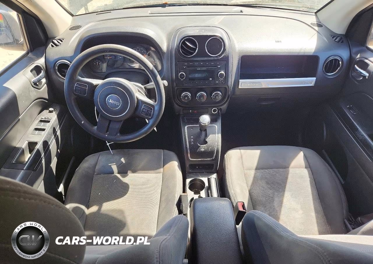 2015 Jeep Compass Sport VIN:1C4NJCBA1FD313389 - 8
