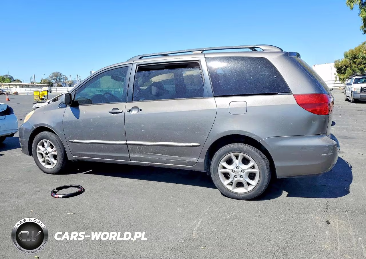 2005 Toyota Sienna Xle Limited 7 Passenger VIN:5TDBA22C95S048867 - 2