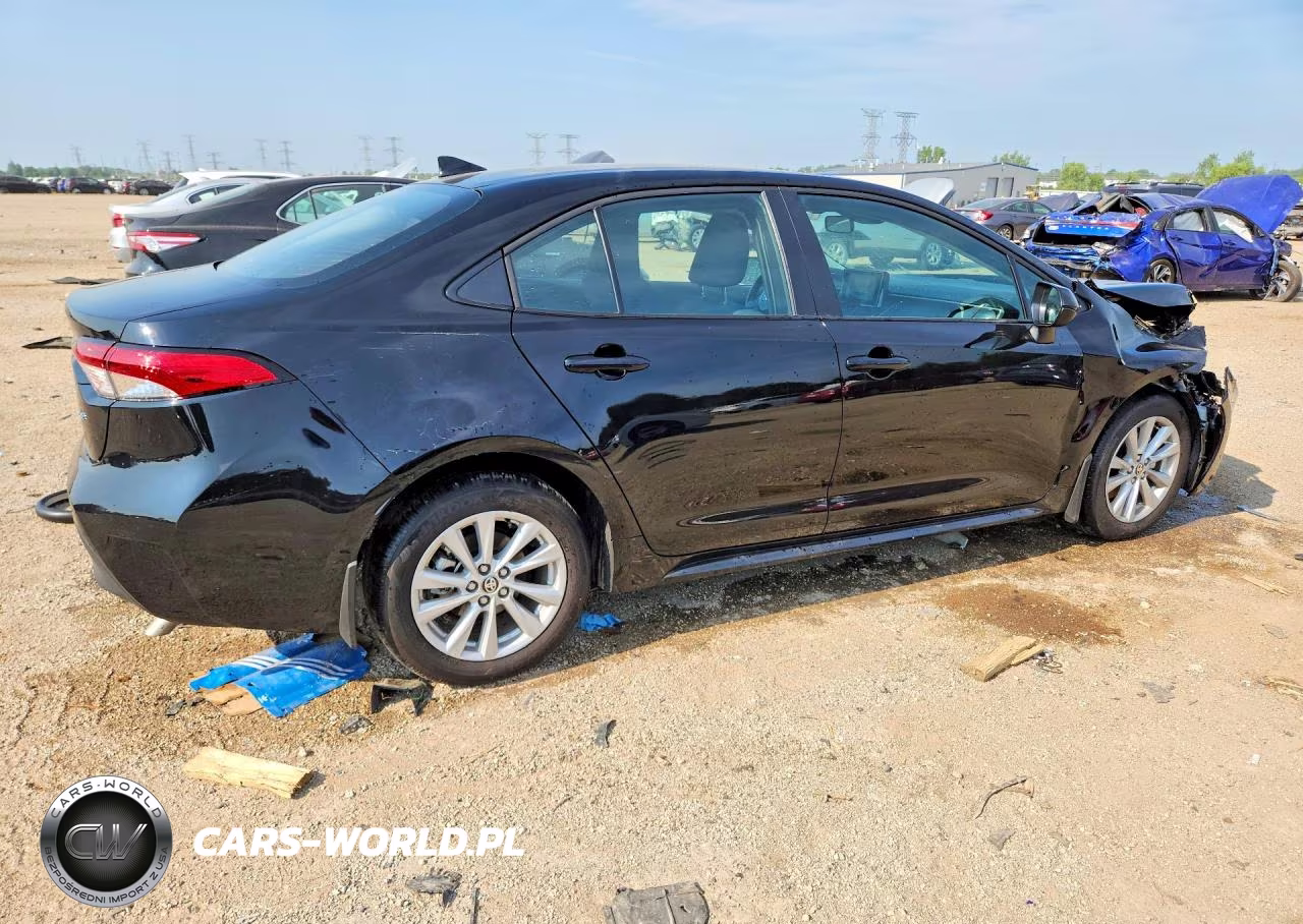 2026 Toyota Corolla Le VIN:5YFB4MDE1TP436814 - 3