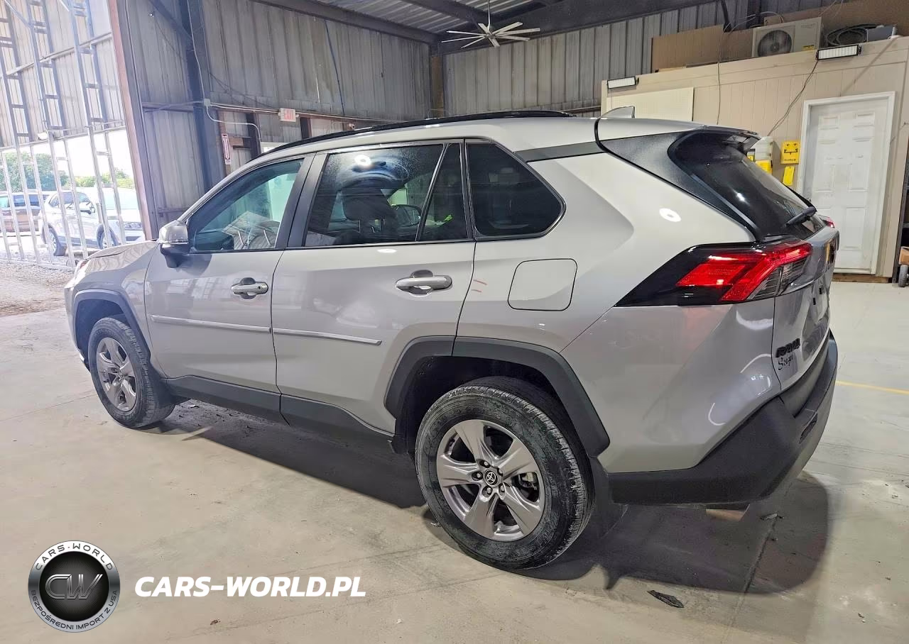 2024 Toyota Rav4 Xle VIN:2T3P1RFV5RW481407 - 2