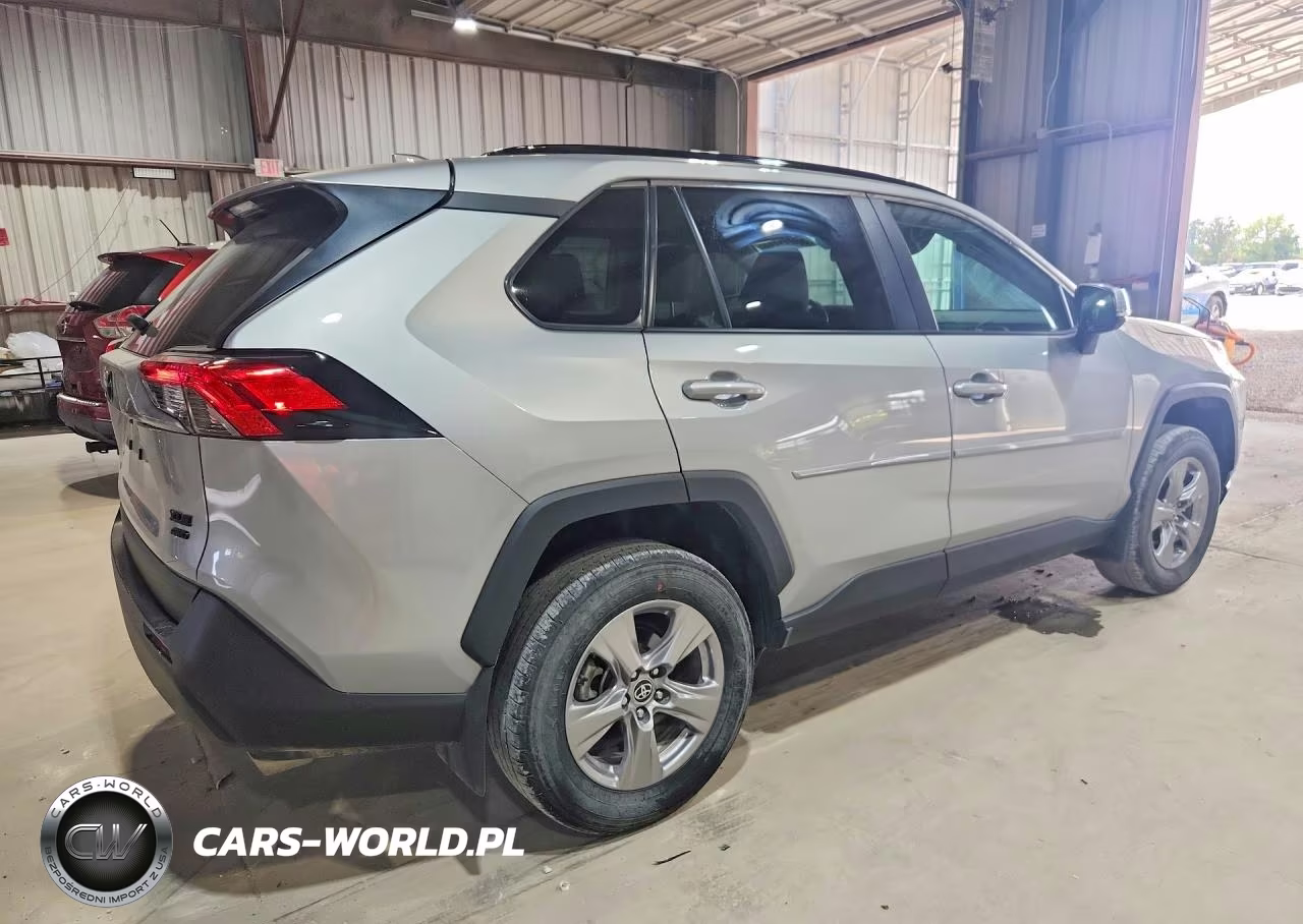 2024 Toyota Rav4 Xle VIN:2T3P1RFV5RW481407 - 3