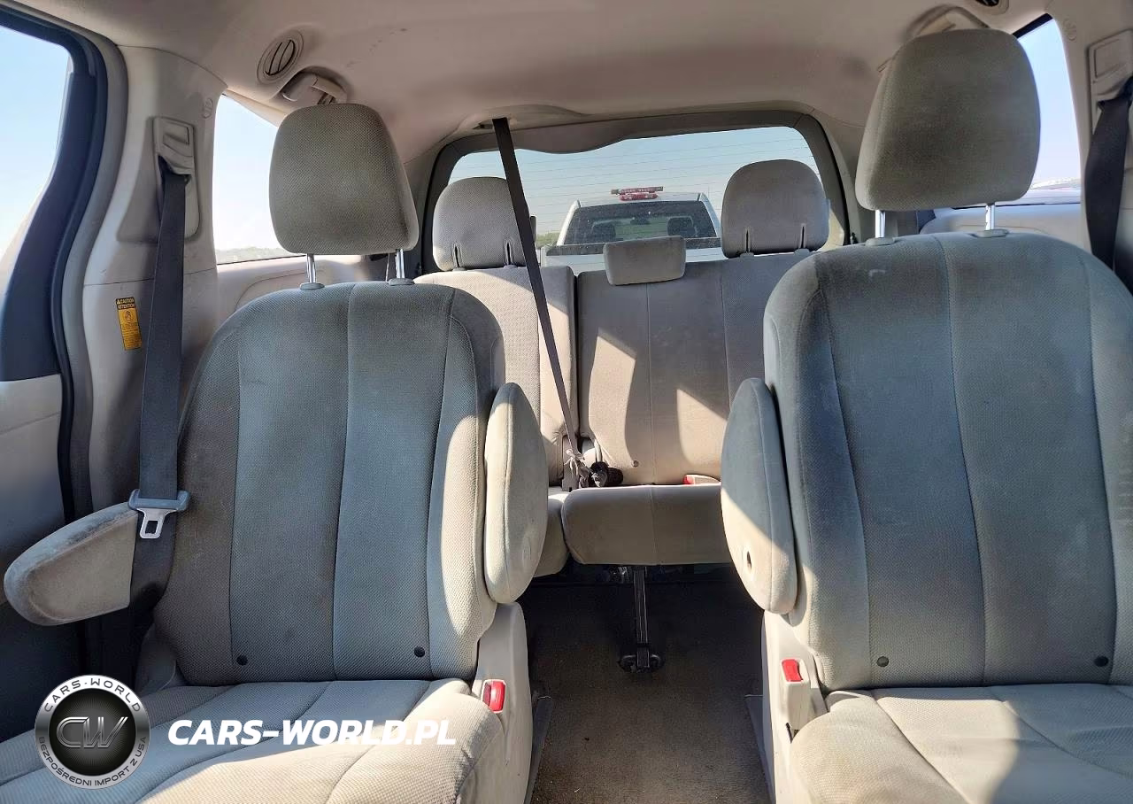 2014 Toyota Sienna L 7-Passenger VIN:5TDZK3DC9ES408024 - 10