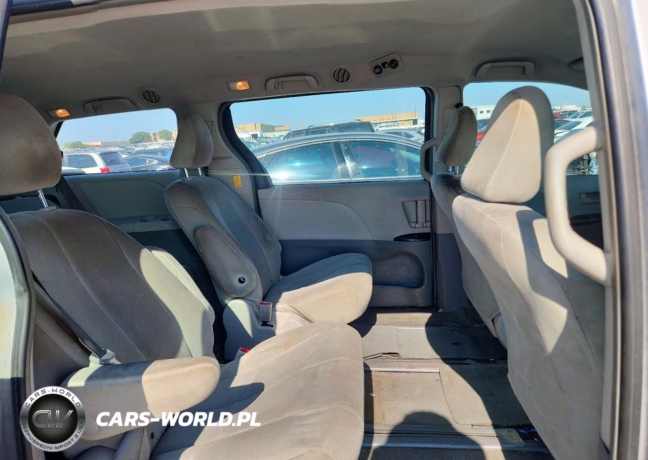 2014 Toyota Sienna L 7-Passenger VIN:5TDZK3DC9ES408024 - 11