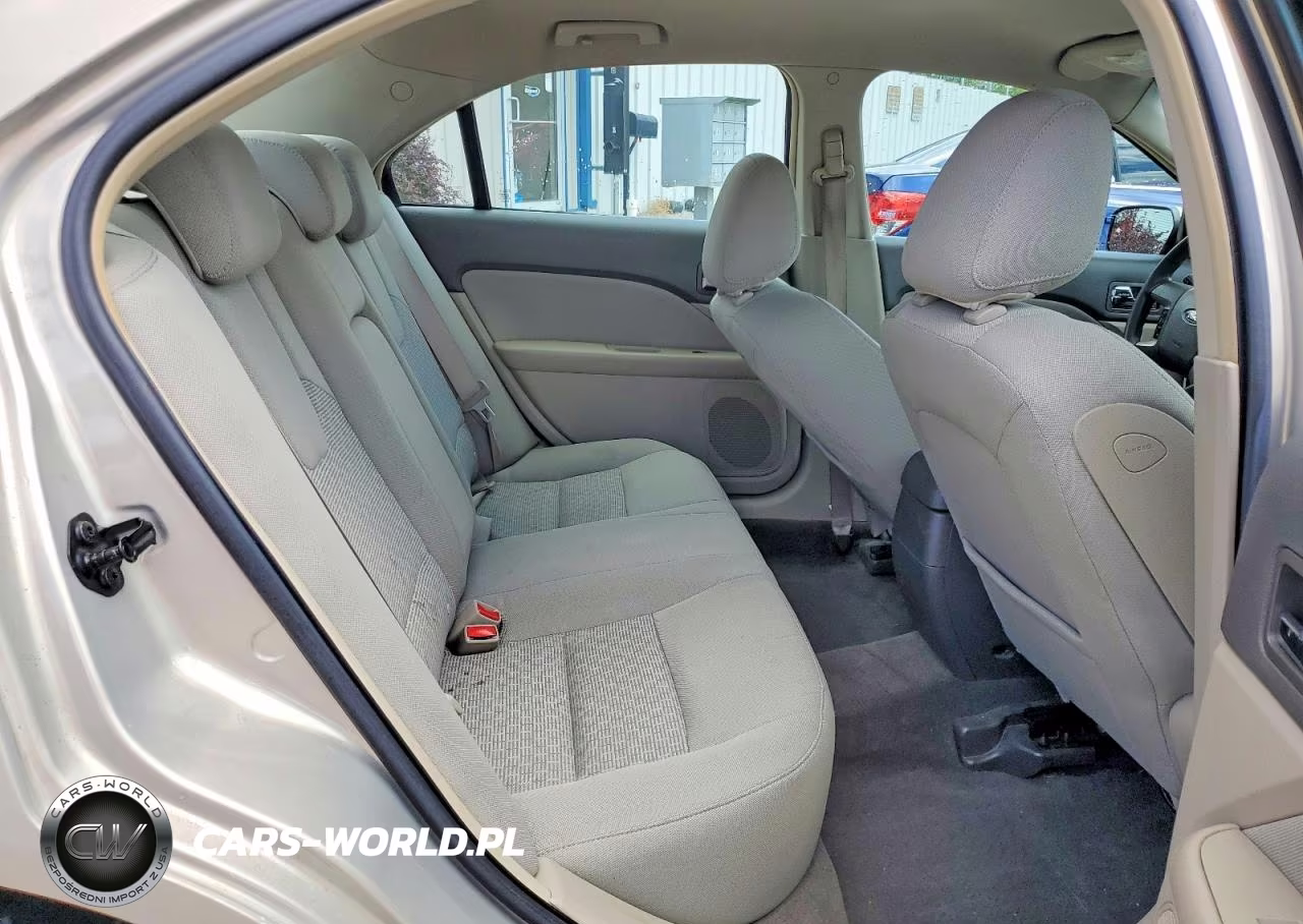 2010 Ford Fusion Se VIN:3FAHP0HG7AR250312 - 10
