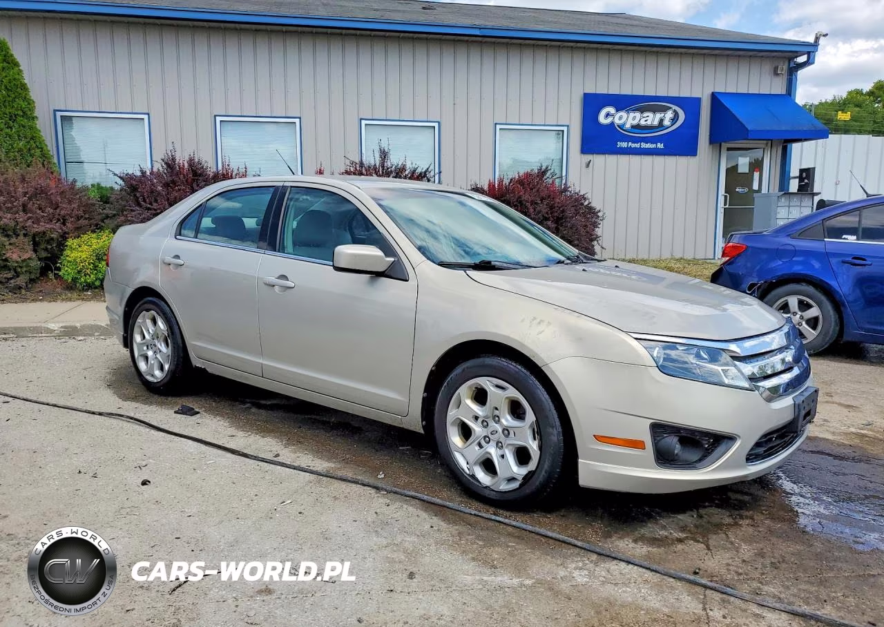 2010 Ford Fusion Se VIN:3FAHP0HG7AR250312 - 4