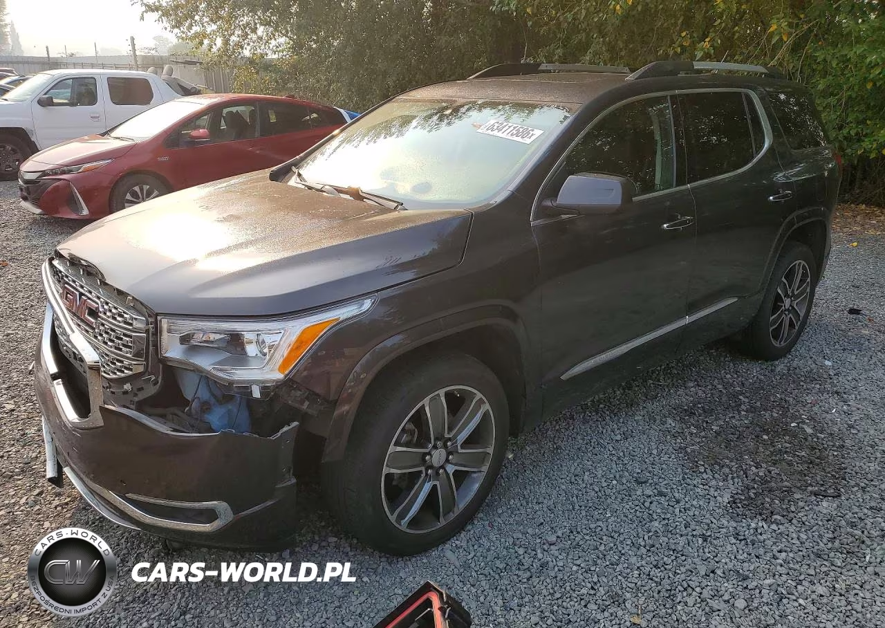 2017 GMC Acadia Denali – zdjęcie 1 z 13