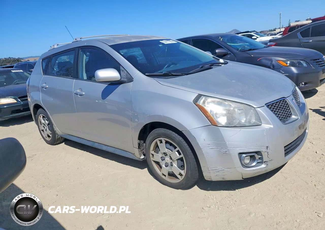 2010 Pontiac Vibe VIN:5Y2SP6E08AZ405729 - 4