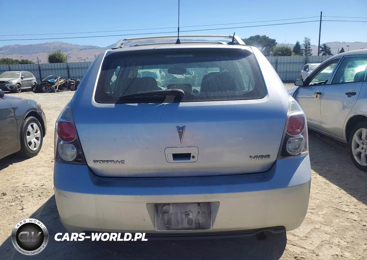 2010 Pontiac Vibe VIN:5Y2SP6E08AZ405729 - 6