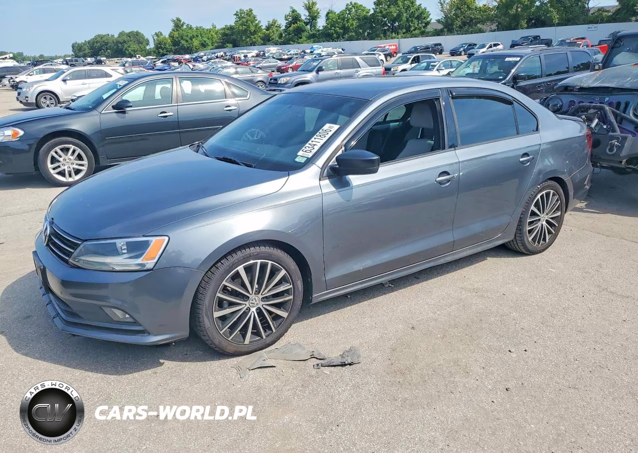 2016 Volkswagen Jetta Sport – zdjęcie 1 z 12