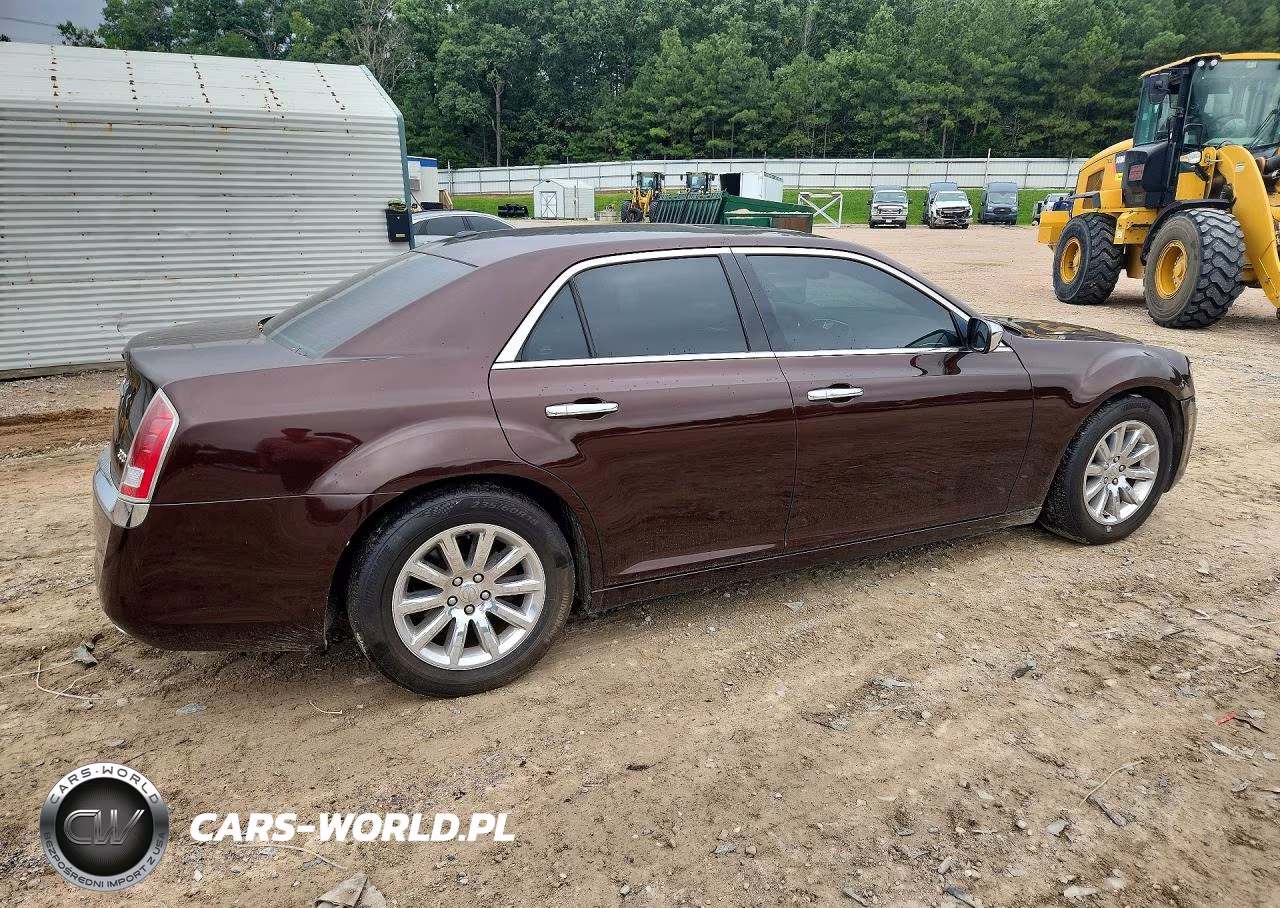 2012 Chrysler 300 Limited VIN:2C3CCACG2CH223793 - 3