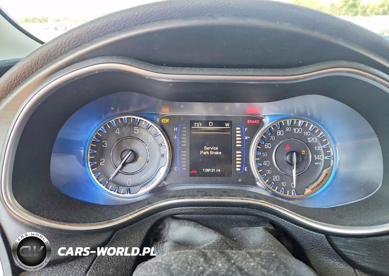 2015 Chrysler 200 Limited VIN:1C3CCCAB0FN709646 - 9