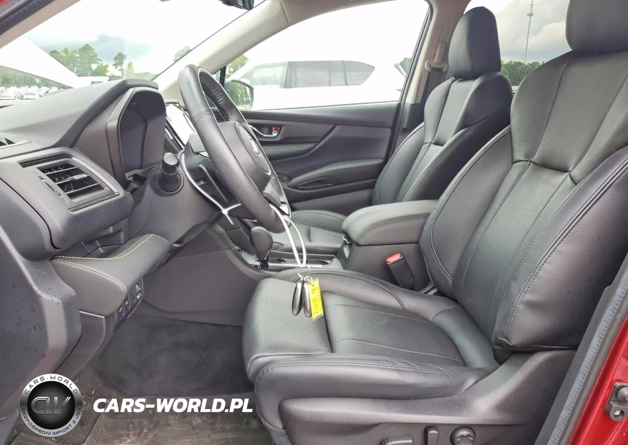 2025 Subaru Ascent Onyx Touring VIN:4S4WMAWD0S3402502 - 7