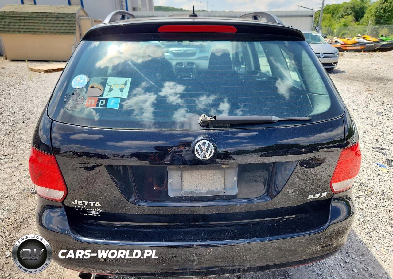 2011 Volkswagen Jetta S VIN:3VWPX7AJ3BM696943 - 6