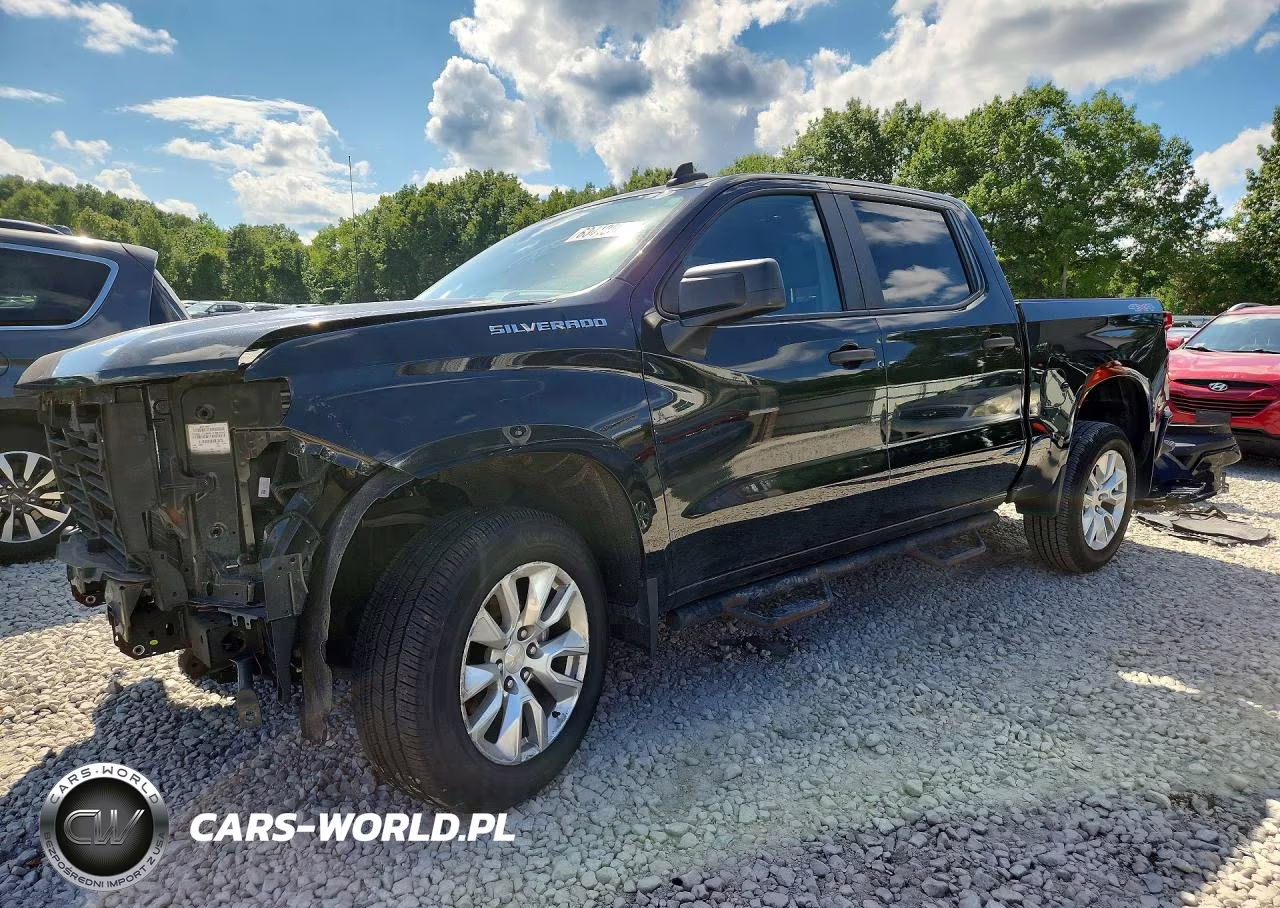 2021 Chevrolet Silverado K1500 Custom