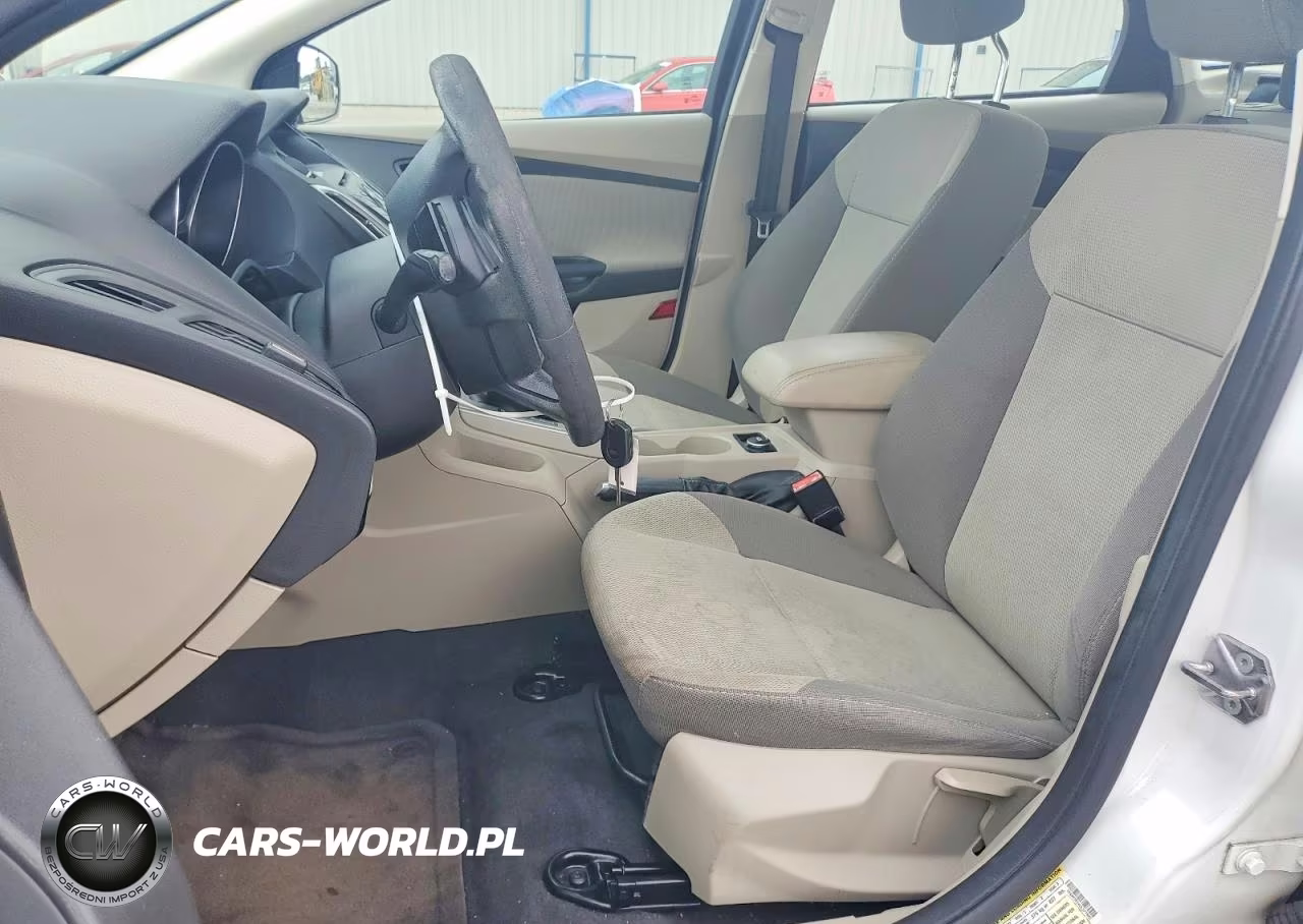 2012 Ford Focus Se VIN:1FAHP3F24CL377982 - 7