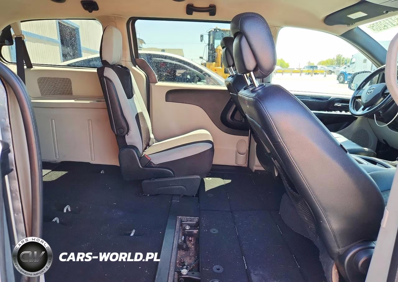 2017 Dodge Grand Caravan Sxt VIN:2C4RDGCG6HR861133 - 11