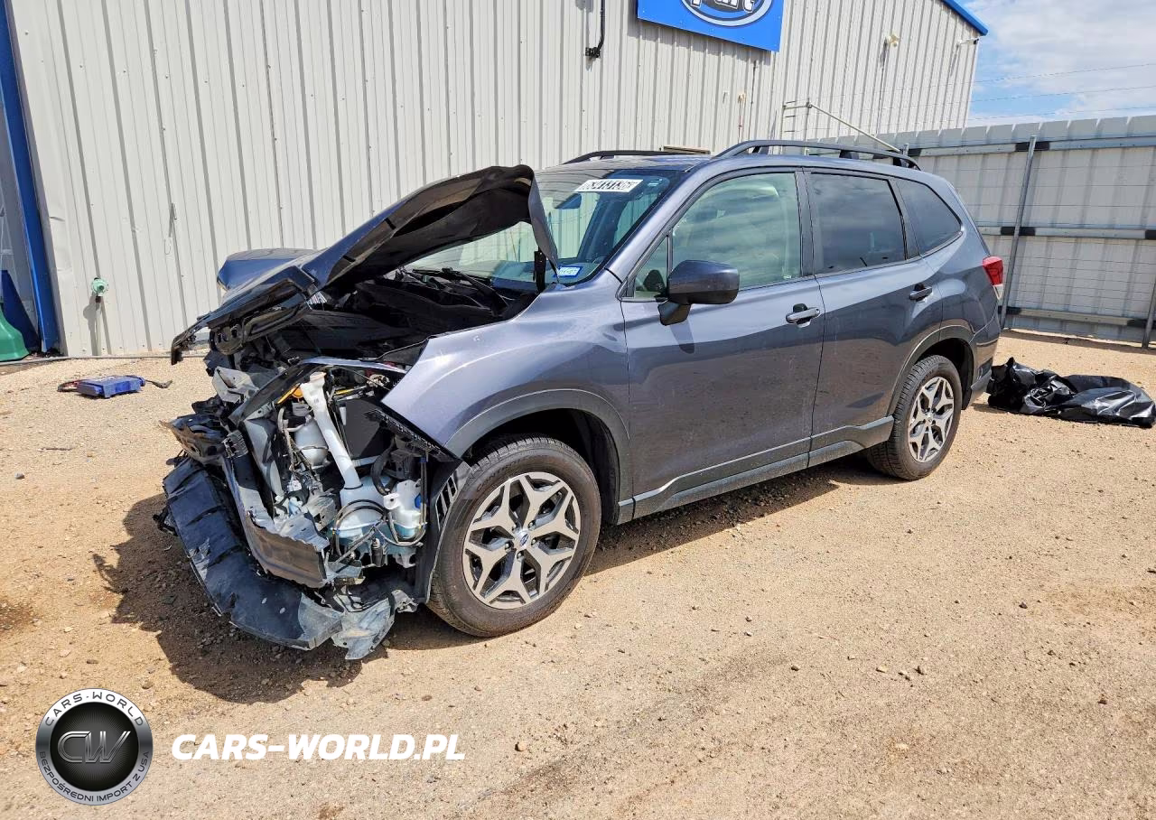 2023 Subaru Forester Premium