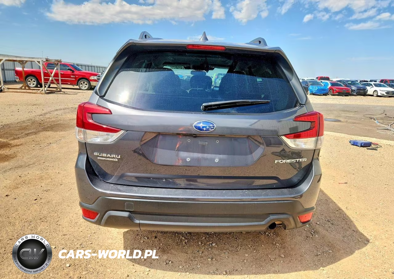 2023 Subaru Forester Premium VIN:JF2SKAEC5PH472865 - 6