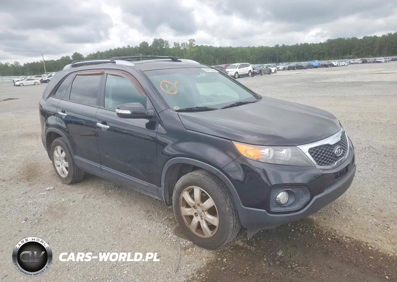2013 Kia Sorento Lx VIN:5XYKT3A67DG411934 - 4