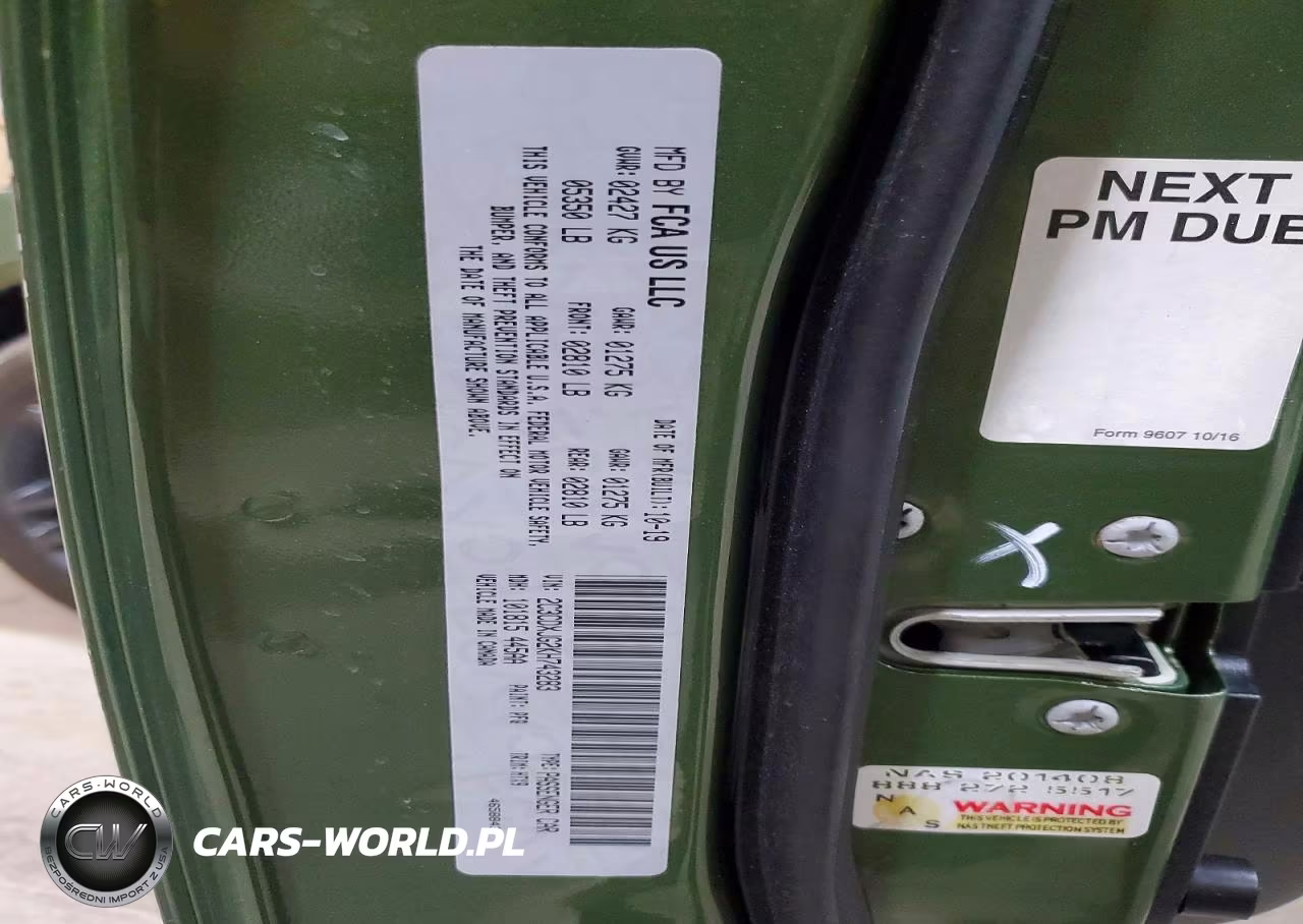 2019 Dodge Charger Sxt VIN:2C3CDXJG2KH743283 - 13