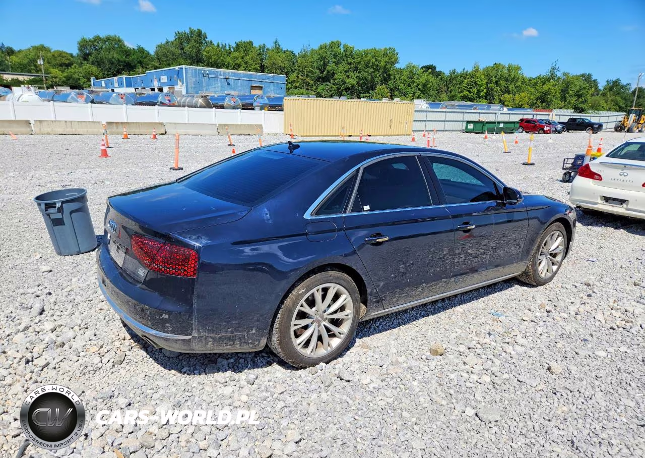 2011 Audi A8 Quattro VIN:WAUAVAFD8BN007142 - 3