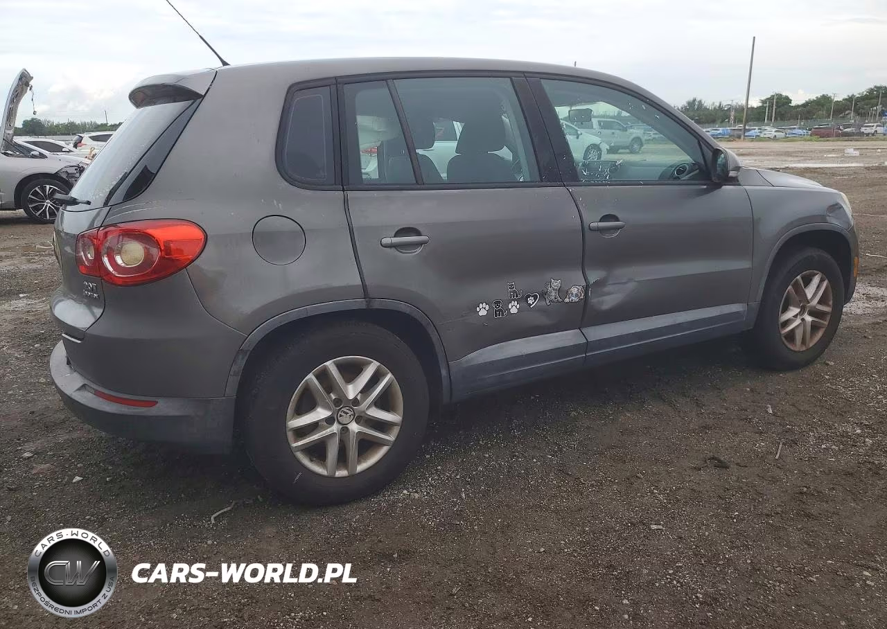 2011 Volkswagen Tiguan S VIN:WVGBV7AX5BW567122 - 3