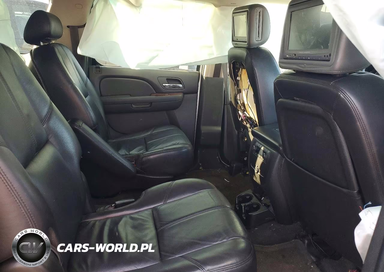 2010 Chevrolet Suburban K1500 Lt VIN:1GNUKJE36AR228402 - 11