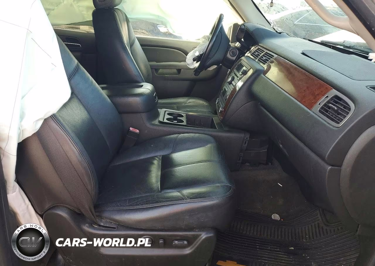 2010 Chevrolet Suburban K1500 Lt VIN:1GNUKJE36AR228402 - 7