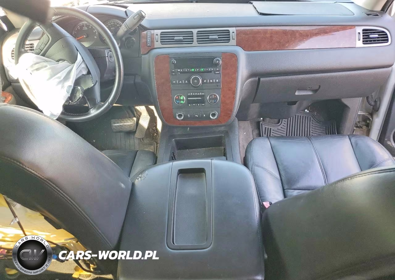 2010 Chevrolet Suburban K1500 Lt VIN:1GNUKJE36AR228402 - 8