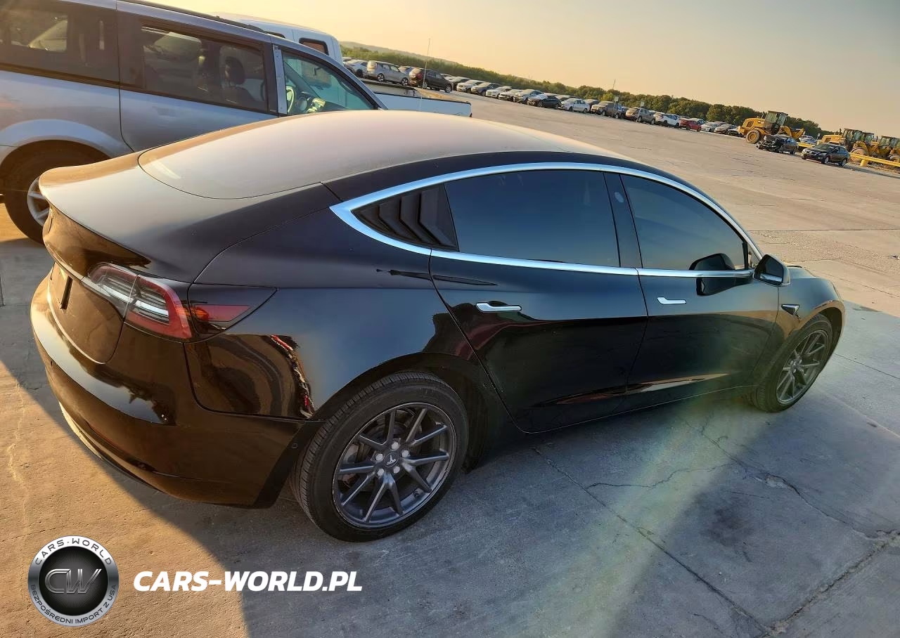 2018 TESLA MODEL 3  VIN:5YJ3E1EA2JF172376 - 3