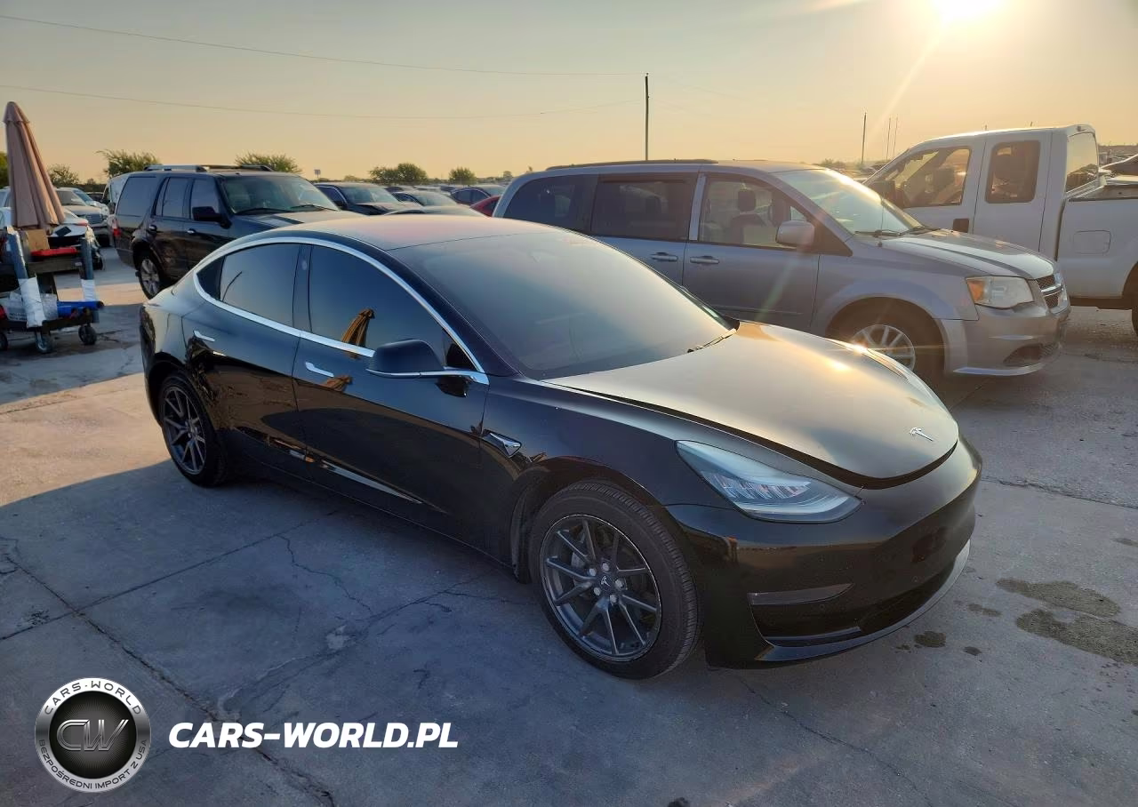 2018 TESLA MODEL 3  VIN:5YJ3E1EA2JF172376 - 4