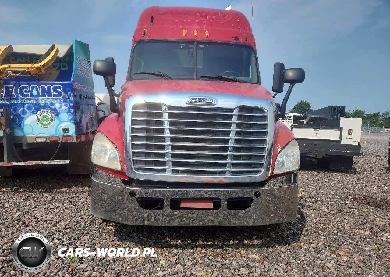 2013 Freightliner Cascadia Semi Truck VIN:3AKJGLBG3DSFD5173 - 5