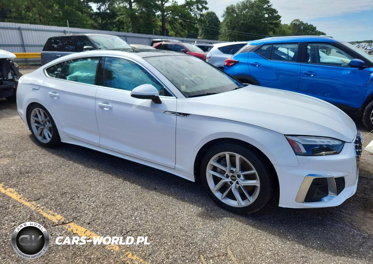 2024 Audi A5 Premium Plus 45 VIN:WAUFACF52RA052889 - 4
