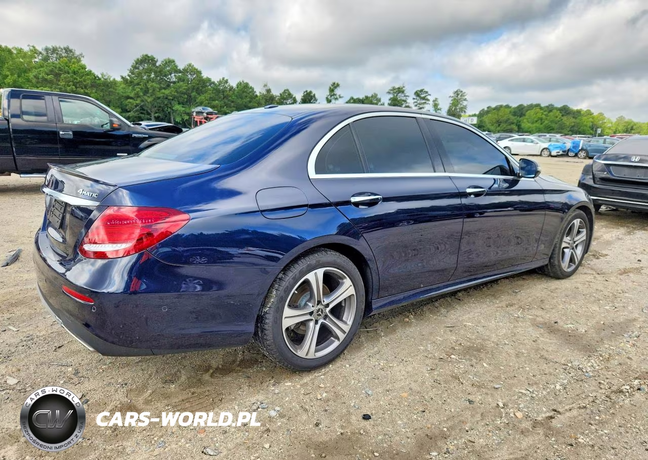 2018 Mercedes-Benz E 300 4Matic VIN:WDDZF4KB3JA360778 - 3