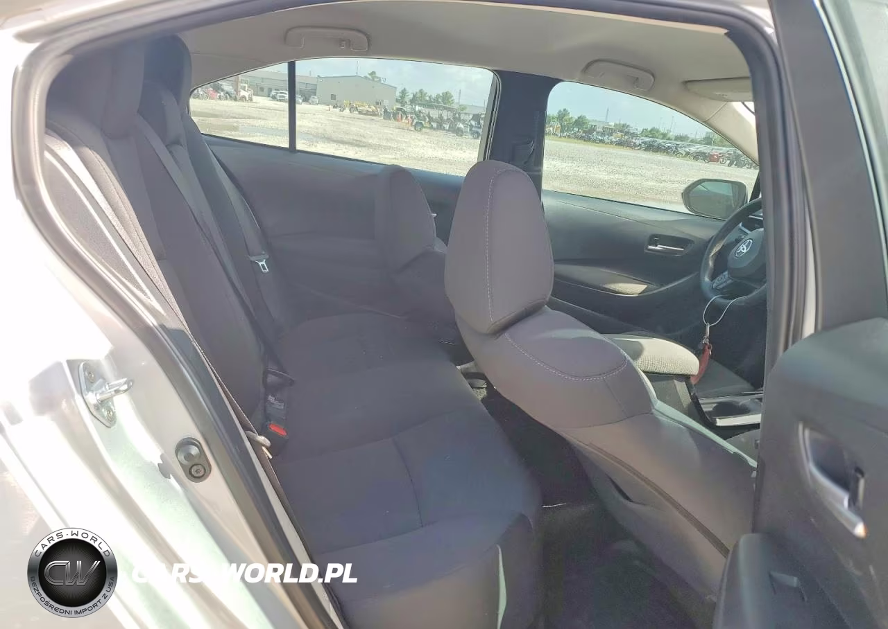 2021 Toyota Corolla Le VIN:5YFEPMAE8MP268261 - 10