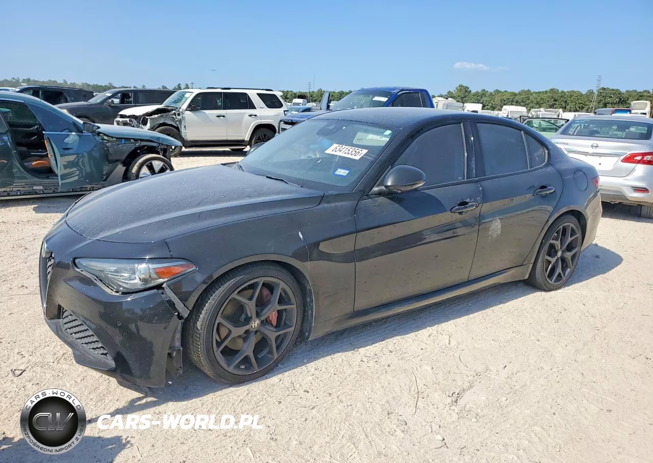 2020 Alfa Romeo Giulia – zdjęcie 1 z 12