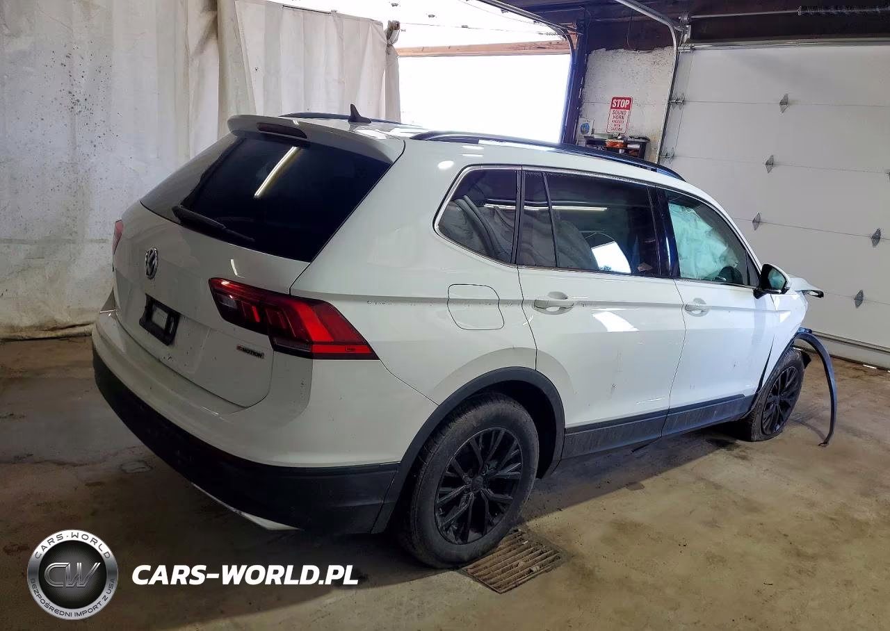 2019 Volkswagen Tiguan Se VIN:3VV2B7AX0KM029426 - 3