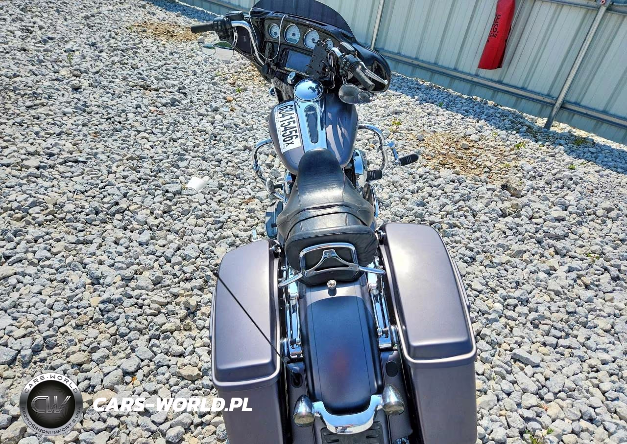 2016 Harley-Davidson Flhxs Street Glide Special VIN:1HD1KRM18GB606861 - 4