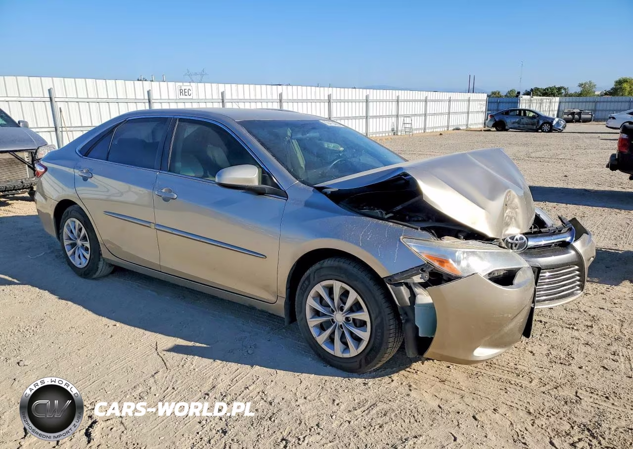 2017 Toyota Camry Le VIN:4T1BF1FK9HU382986 - 4