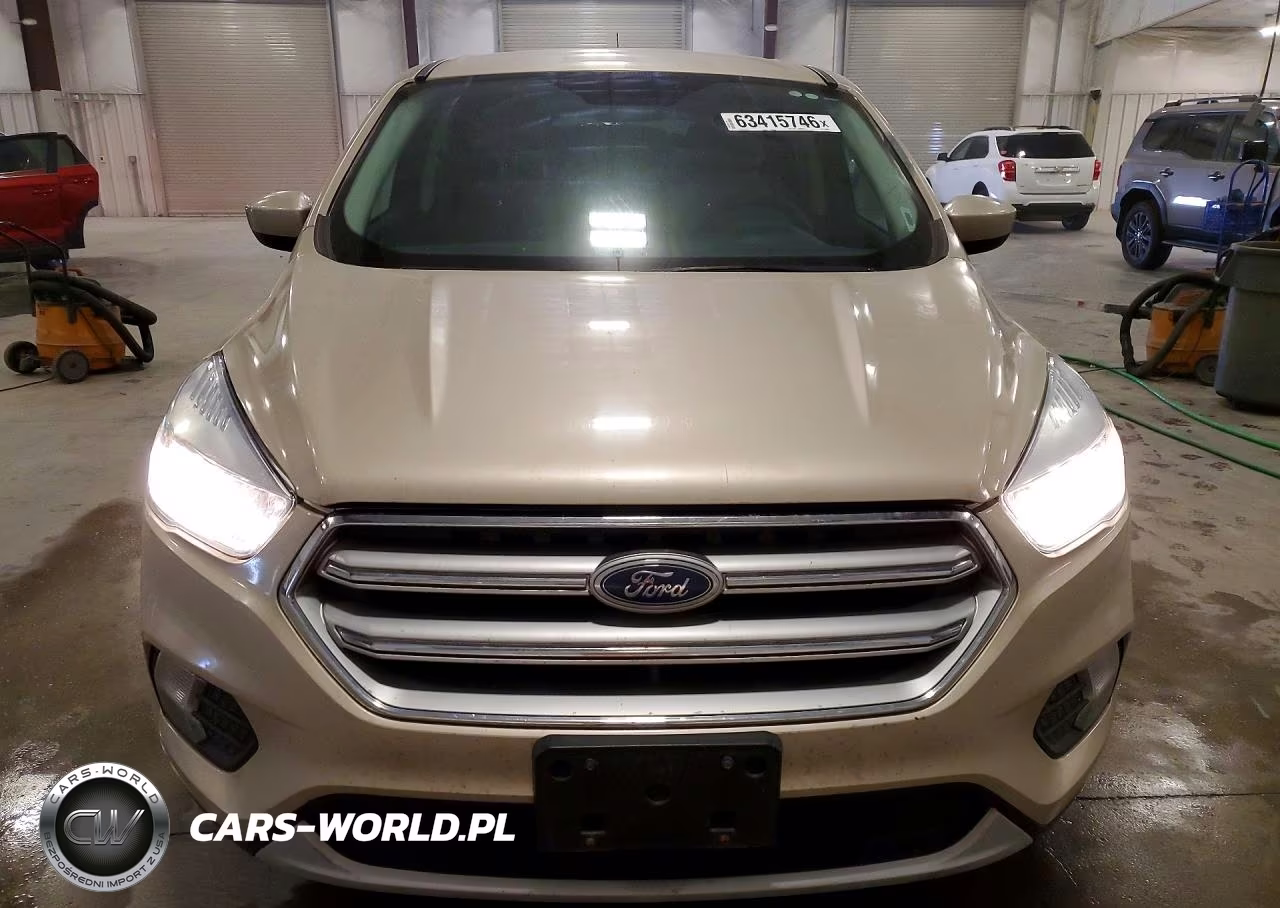 2017 Ford Escape Se VIN:1FMCU0GDXHUA32884 - 5