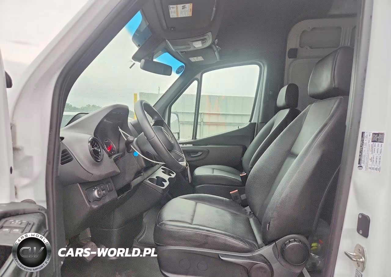2025 Mercedes-Benz Sprinter 2500 Delivery Van VIN:W1Y4KCHY0ST214099 - 7