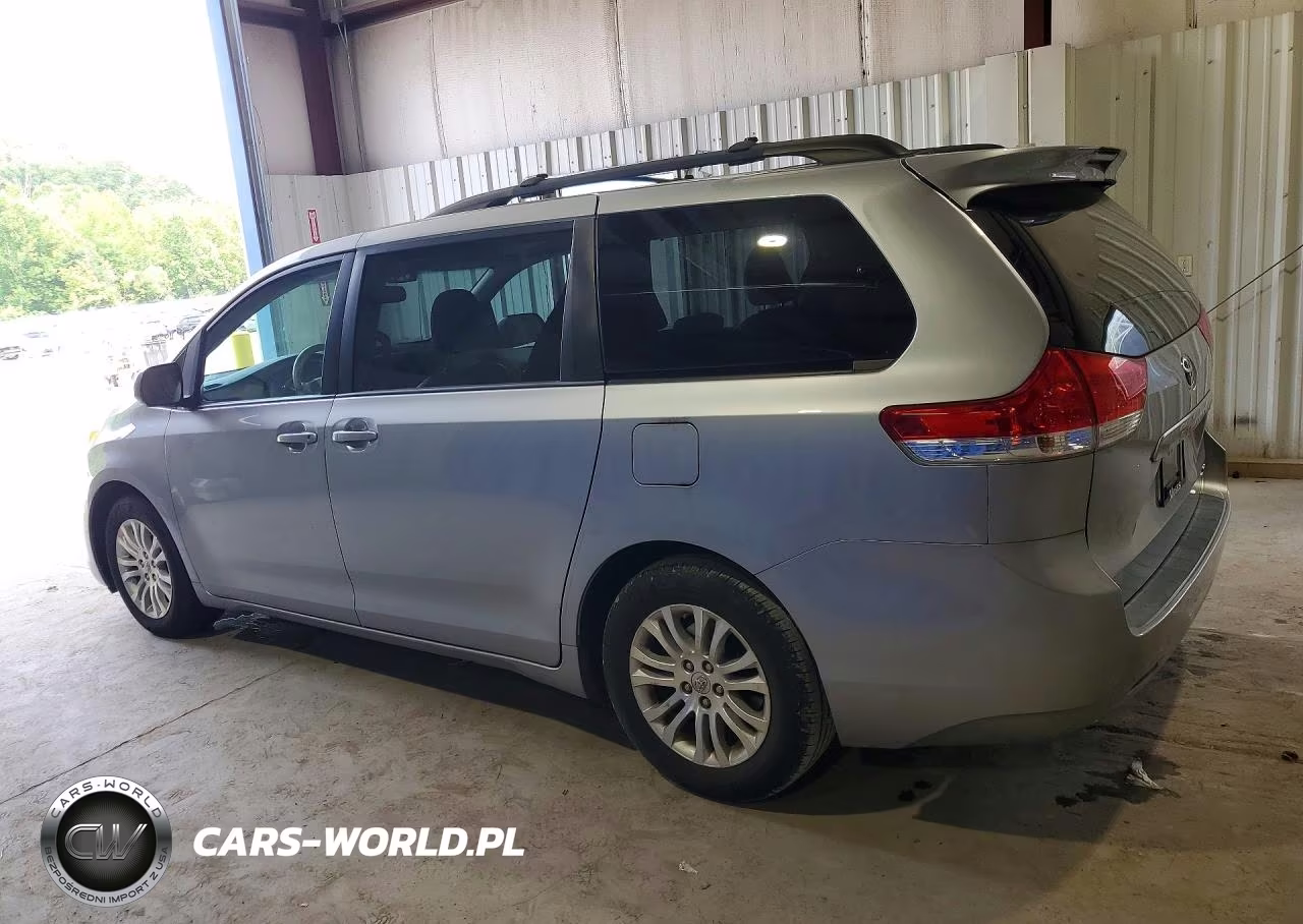 2014 Toyota Sienna Xle 8-Passenger VIN:5TDYK3DCXES469149 - 2