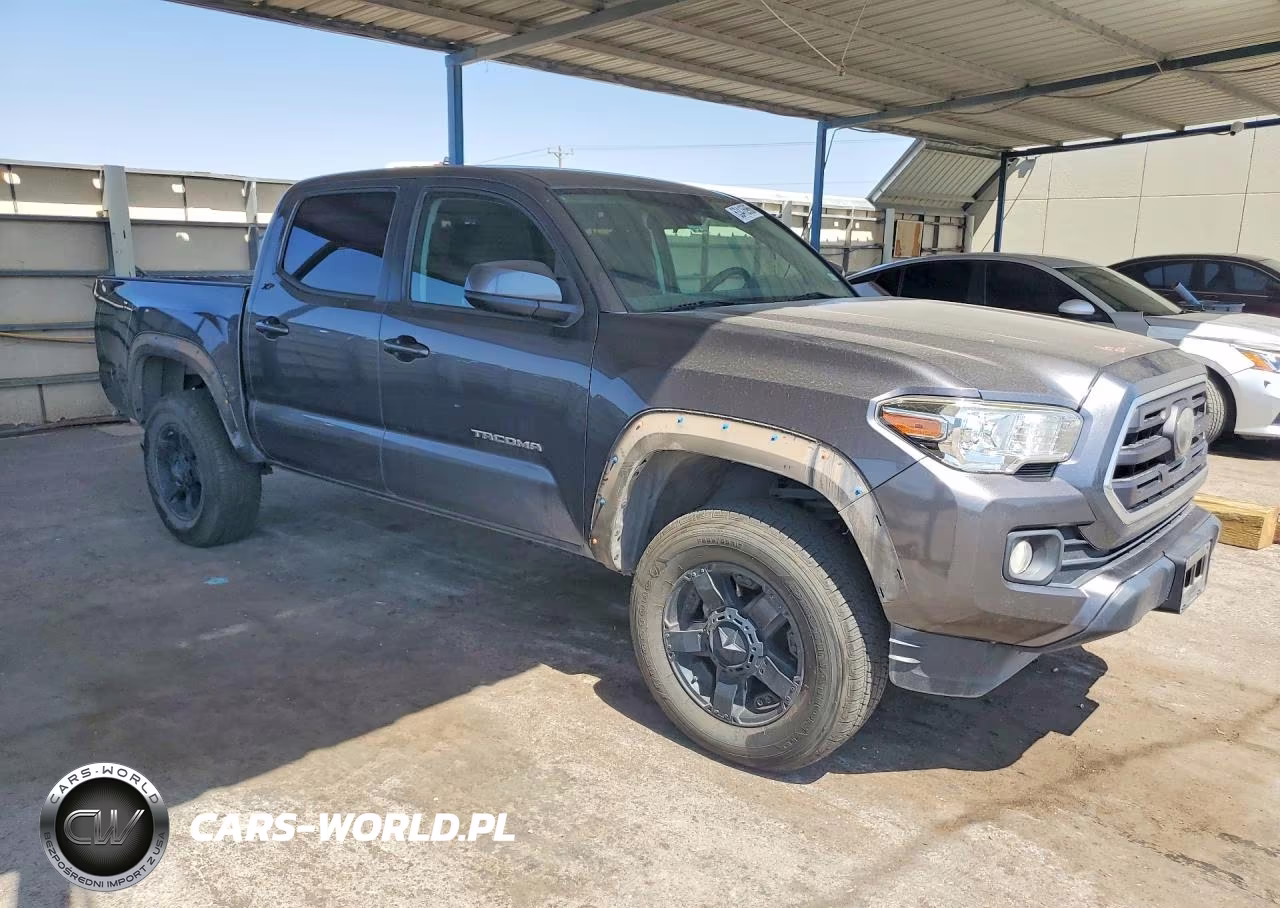 2019 Toyota Tacoma Sr5 VIN:5TFAX5GN0KX159948 - 4